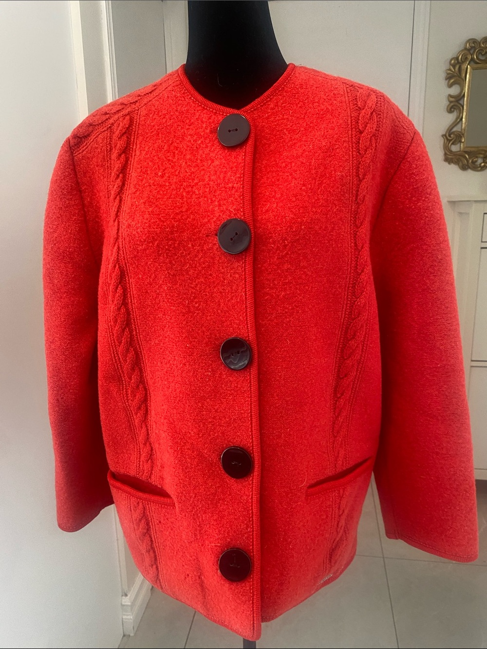 GIESSWEIN VTG Austria Boiled Wool long-sleeve Red Button-Front Jacket/Coat Size
